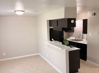 Henderson Grove Apartments, Angleton, TX 77515