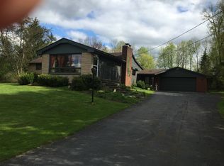 12637 North Rd, Alden, NY 14004