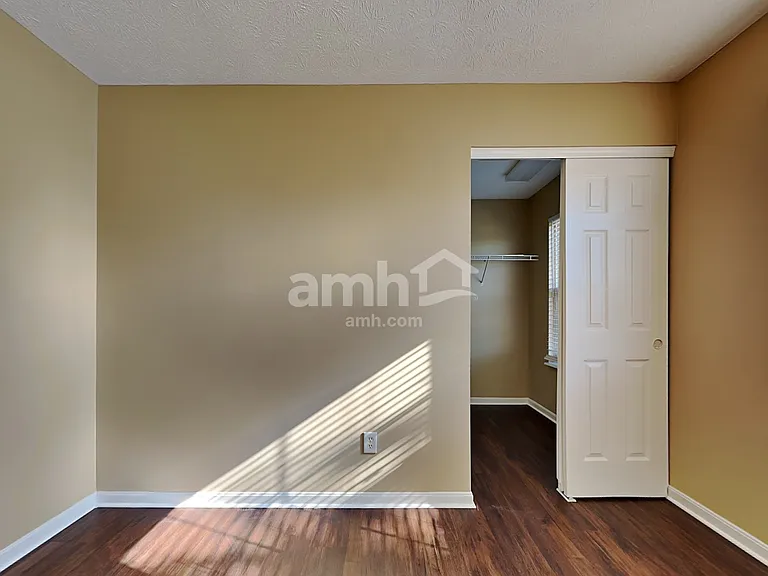 127 Strawberry Fields Dr — Photo 16