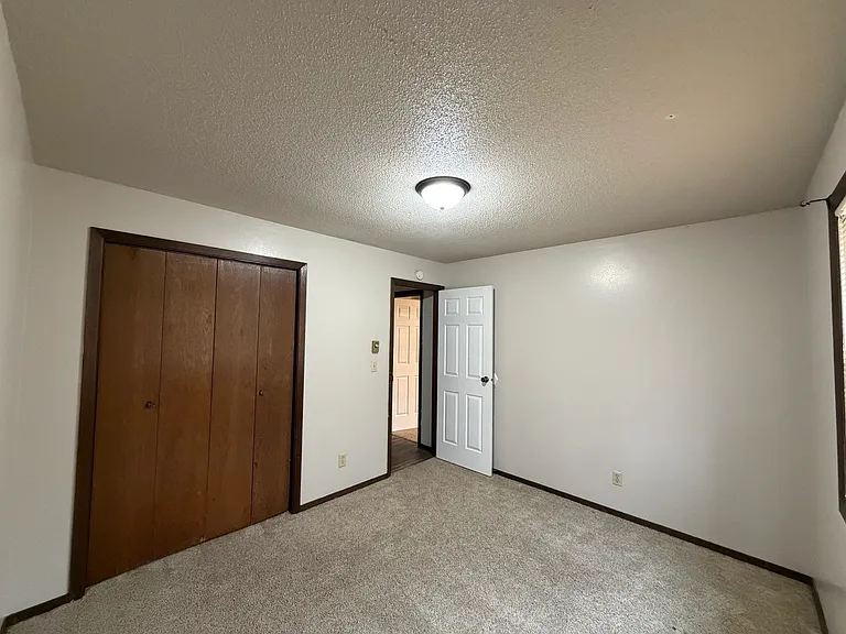Dakota Apartments LLC — Photo 28