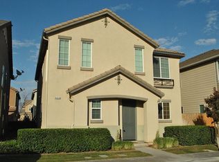 4416 W Pinsapo Dr, Fresno, CA