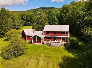1069 Senor Rd, Warren, VT 05674