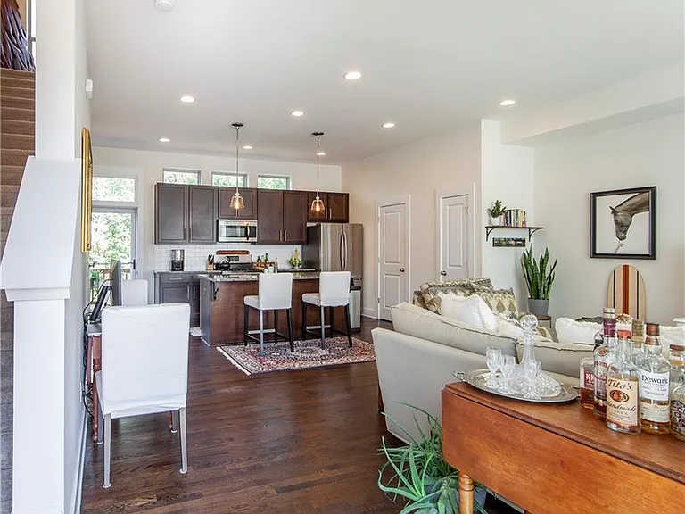 3315 Bessemer St — Photo 13