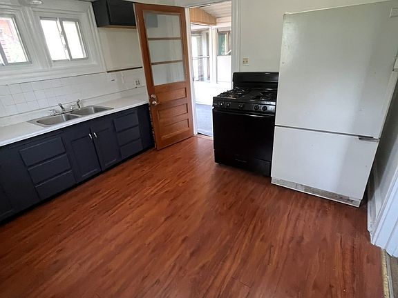 5th image of 485 Hillside Ave APT C