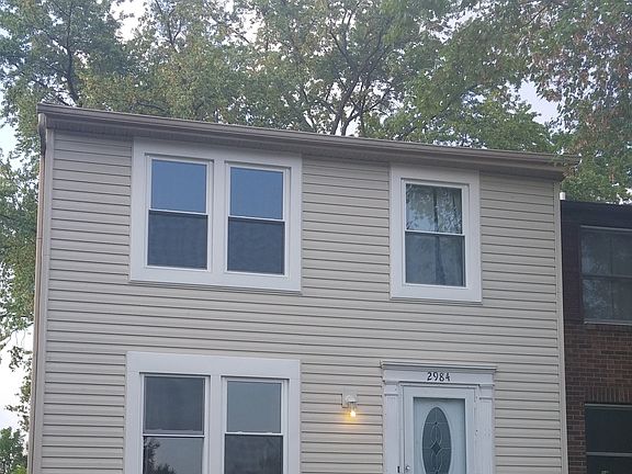 2nd image of 2984 Grandwoods Cir