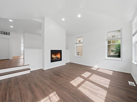 2nd image of 9004 S Indiana Ave