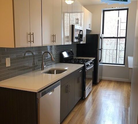 2nd image of 641 Halsey St #3