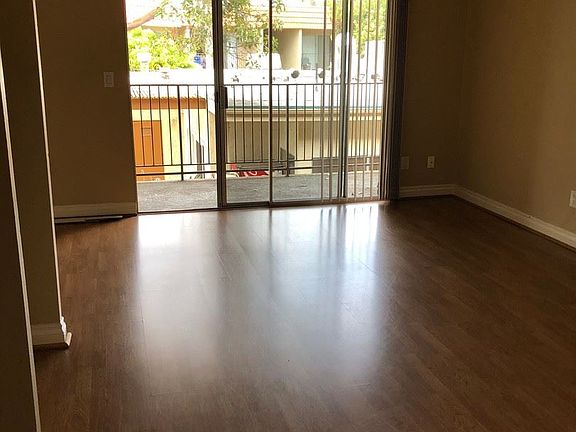 3rd image of 589 N Johnson Ave Unit 219