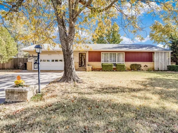 1210 Custer Ln, Augusta, KS 67010