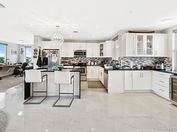 4th image of 555 E Dania Beach Blvd #8