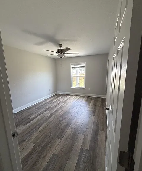 813 Redding St — Photo 9
