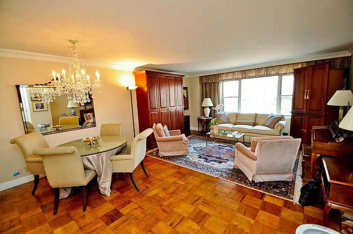 1st image of 220-224 E 60th St #10B