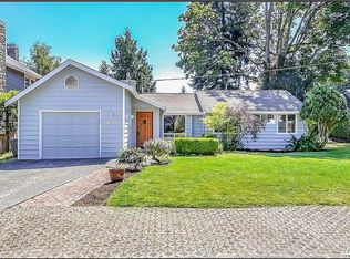11003 SE 30th St, Bellevue, WA 98004