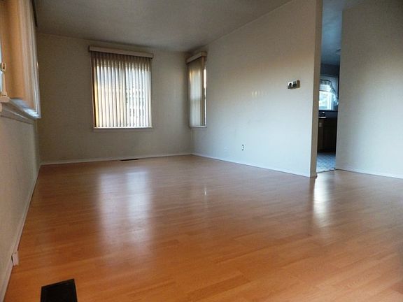 2nd image of 6704 Fawcett Ave