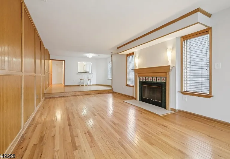 2902 Jesse Way — Photo 3