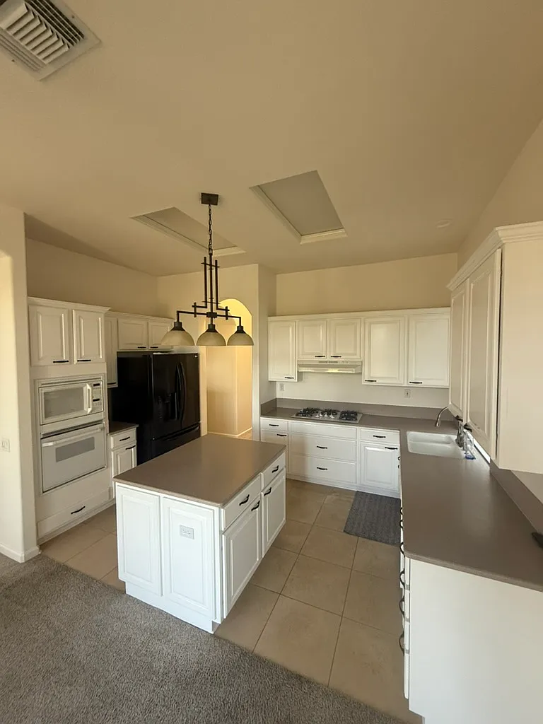 3 bed, 1547 sqft, $2,795 — Photo 4
