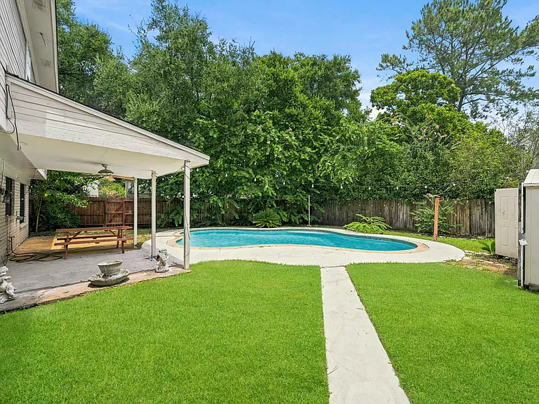 8130 Sunny Ridge Dr — Photo 33