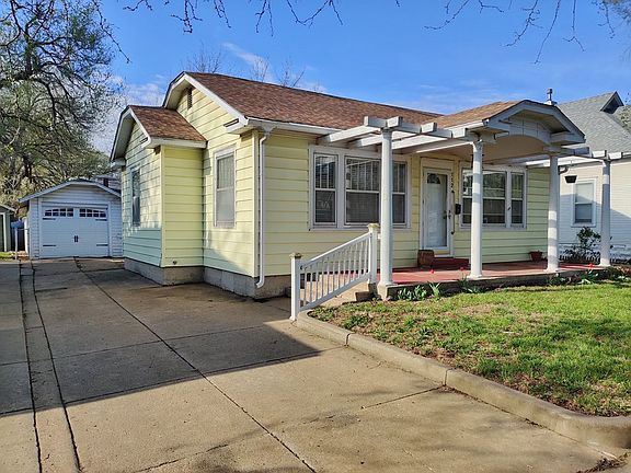 2nd image of 112 E Republic Ave