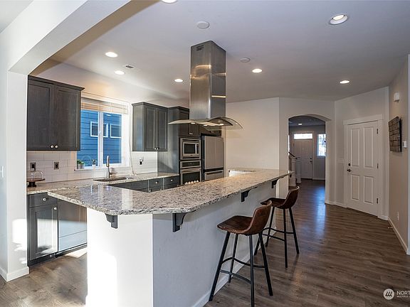 4th image of 10574 191st Street Ct E