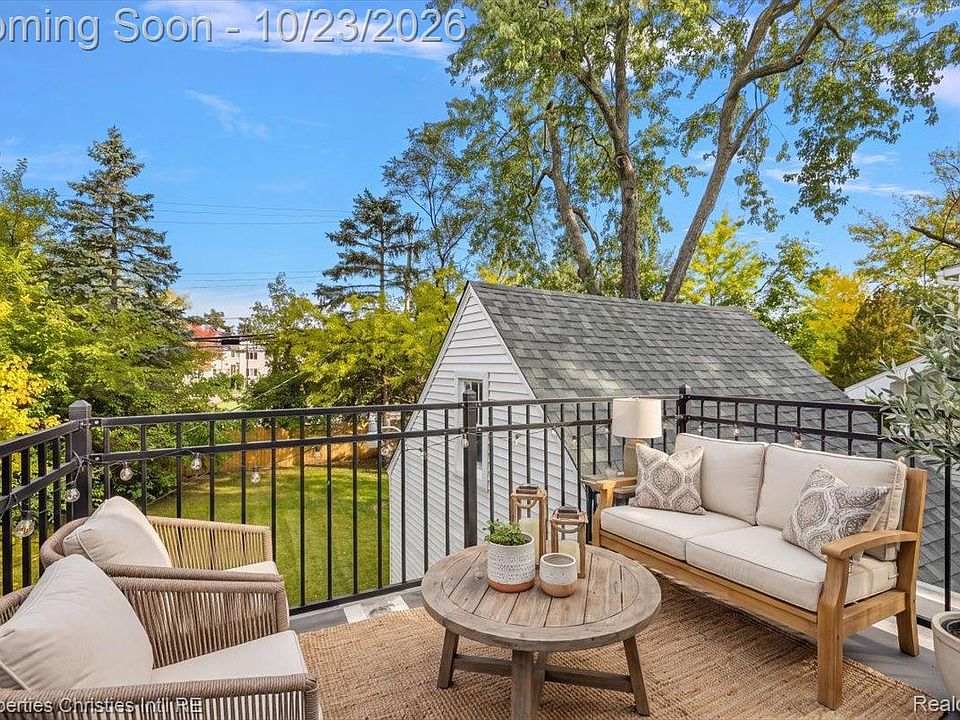 1356 W Troy St, photo 29