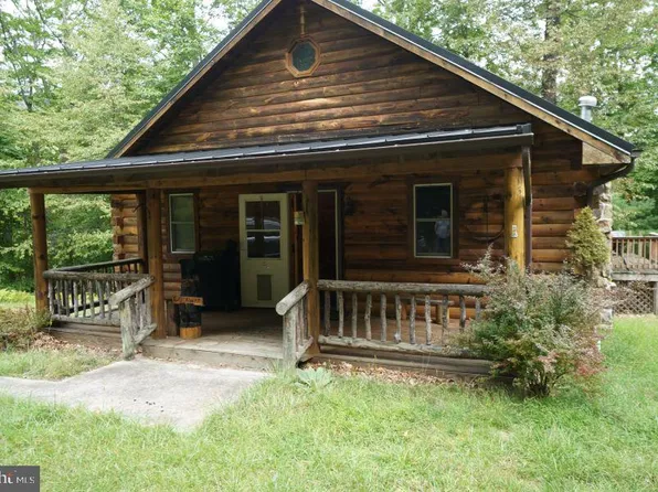 1350 Hidden Valley Rd, Franklin, WV 26807