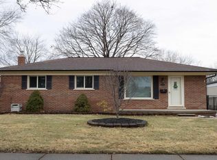 40775 Regency Dr, Sterling Heights, MI 48313