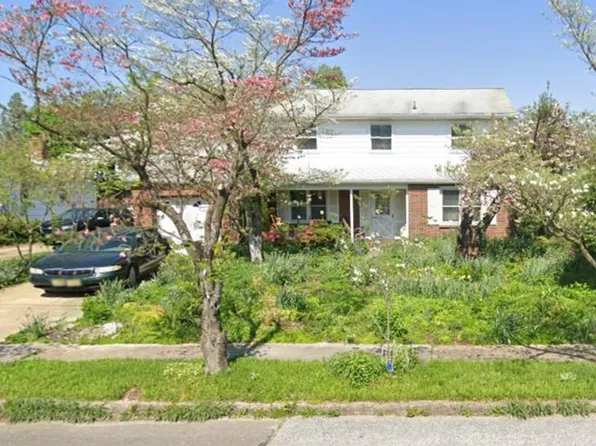 211 Arch St, Delran, NJ 08075