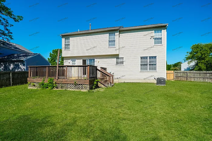 5224 Victoria St — Photo 13