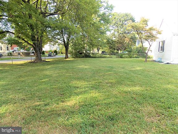 4th image of 6409 Higham Dr