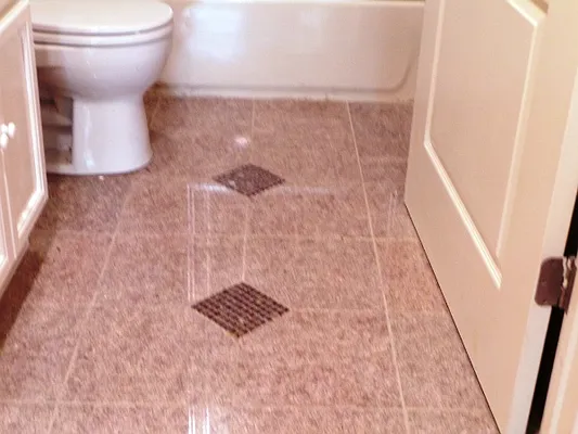 Rented by Perry Associates NYC Inc | media 11