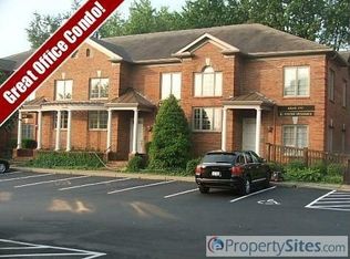 3046 Breckenridge Ln STE 104, Louisville, KY 40220