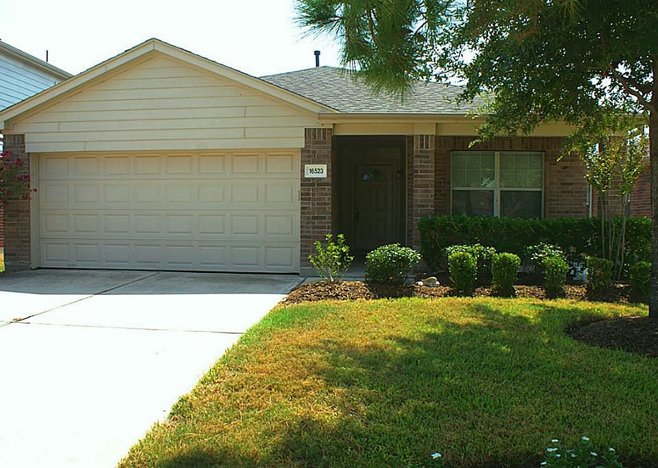 1st image of 16523 Grenada Falls Dr