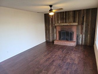 4th image of 477 1st Ave #477