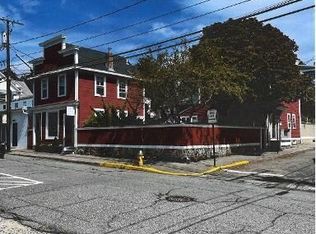 18 Pearl St, Stonington, CT 06378