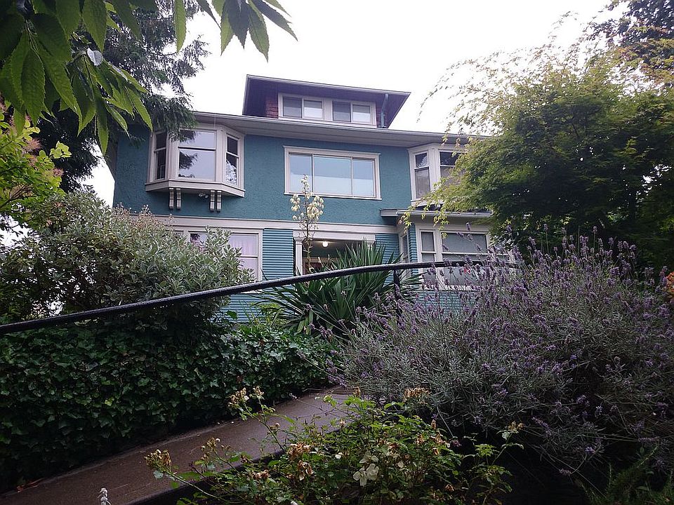 2nd image of 1615 4th Ave W APT 1