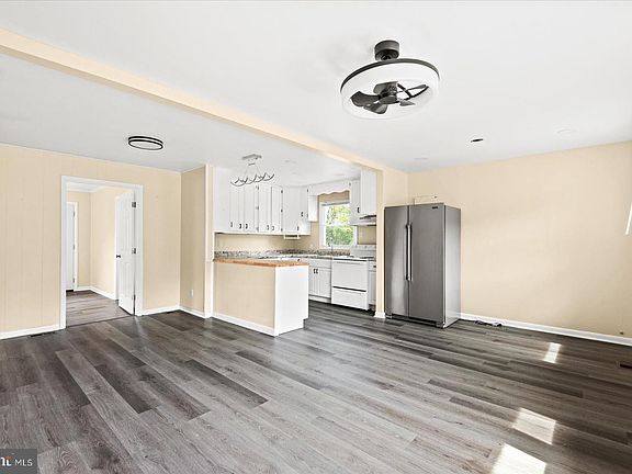 2nd image of 30113 Sparta Rd