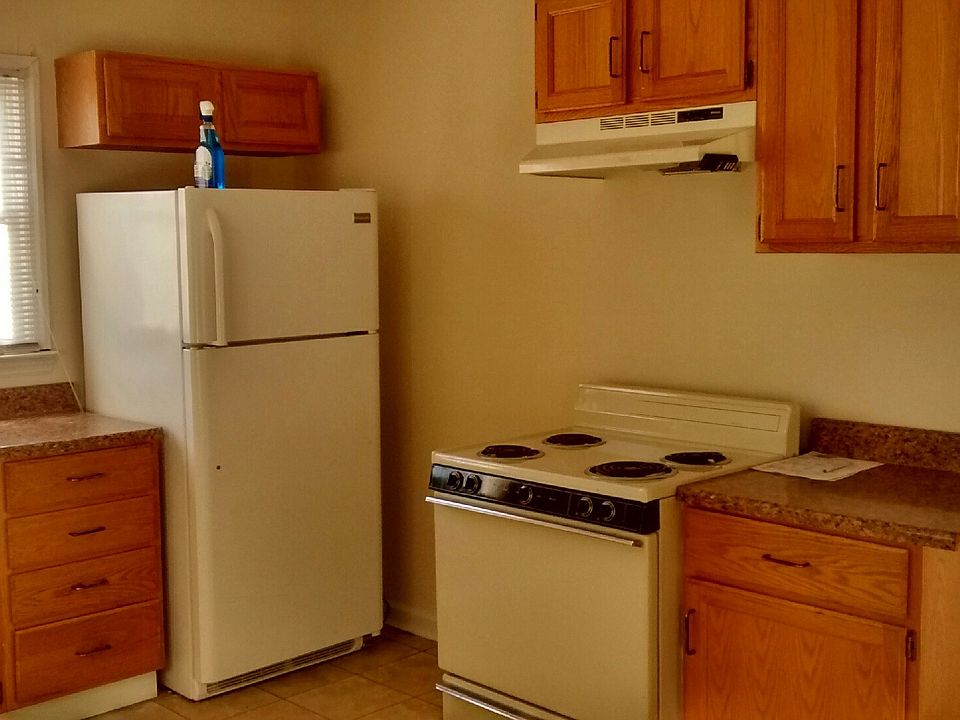 2nd image of 3612 Roosevelt Blvd