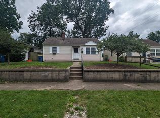 1021 W Lawrence St, Mishawaka, IN 46545