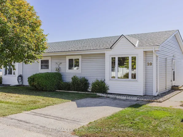 303 Waterloo St #20, Saugeen Shores, ON N0H 2C1