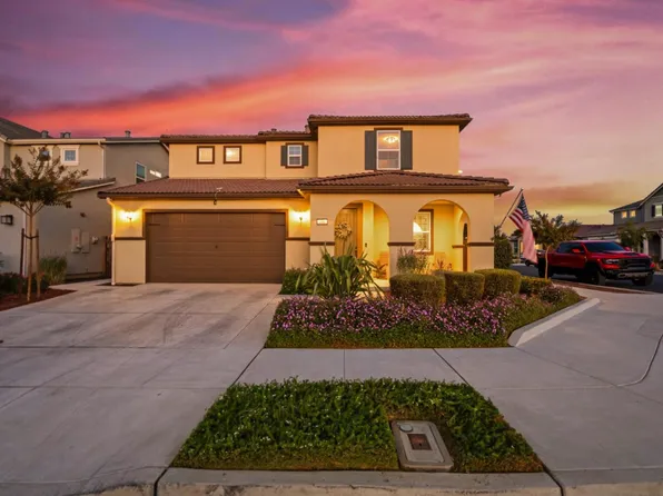 691 Toledo Dr, Hollister, CA 95023