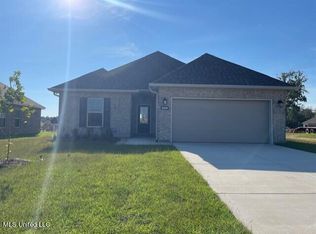 11415 Oak Aly, Gulfport, MS 39503