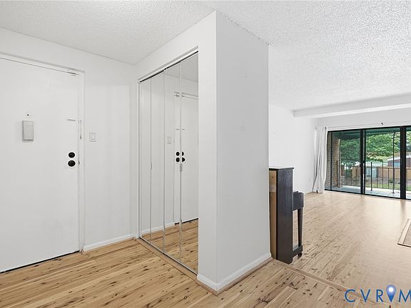5th image of 1509 Regency Woods Rd APT 301