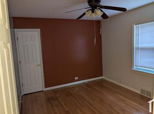 3303 Jackson St APT 2, Bellwood, IL 60104