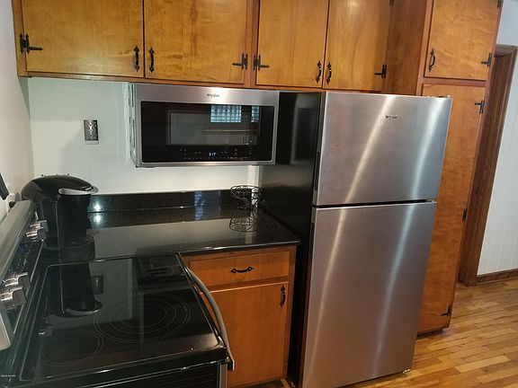3rd image of 5206 Angling Rd