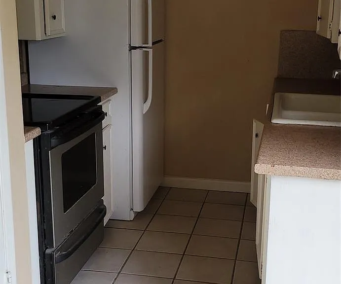 502 Sammon Dr #1 — Photo 2