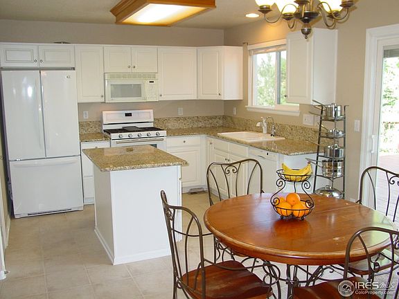 3rd image of 3111 Gardenia Way