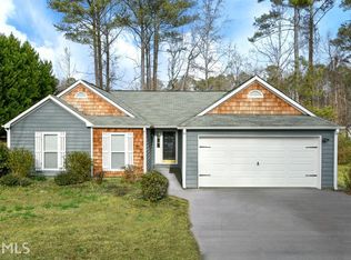 5813 Bay Pointe Sound NW, Acworth, GA 30101