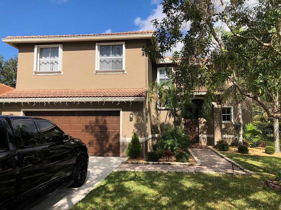 1st image of 5215 NW 49th St