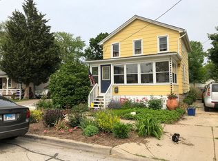 409 High St, Aurora, IL 60505