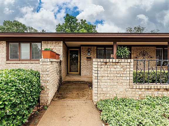 3rd image of 4513 64th St